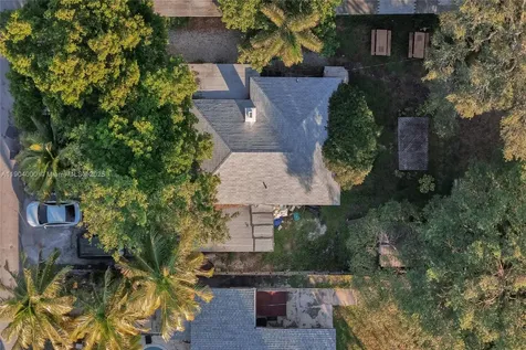 218 SW 14th Court Fort Lauderdale FL 33315