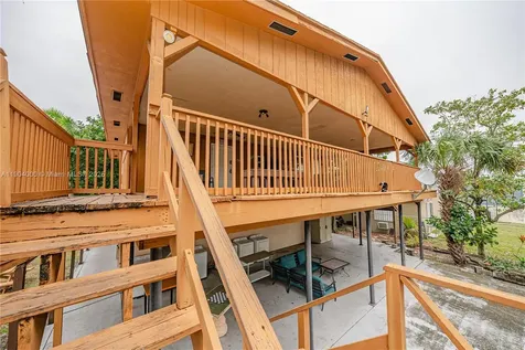 218 SW 14th Court Fort Lauderdale FL 33315
