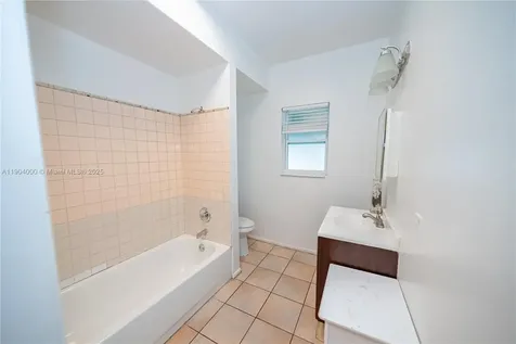 218 SW 14th Court Fort Lauderdale FL 33315