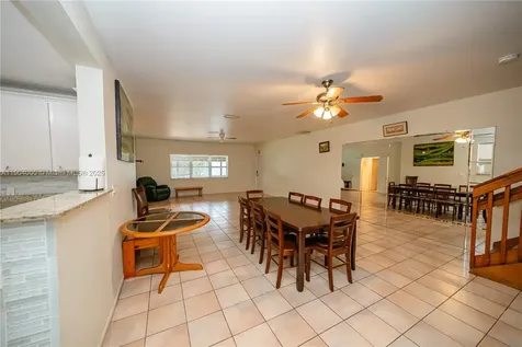 218 SW 14th Court Fort Lauderdale FL 33315