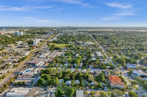 218 SW 14th Court Fort Lauderdale FL 33315