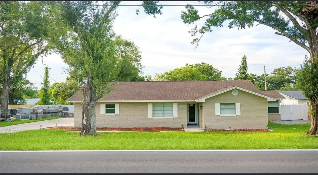 Lakeland FL 33813