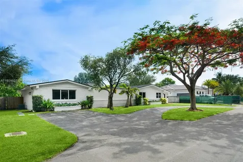 7575 SW 134th Street Pinecrest FL 33156