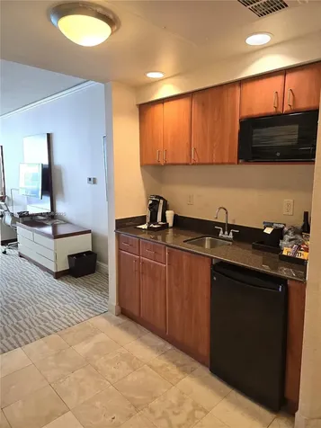 18001 Collins Avenue Sunny Isles Beach FL 33160