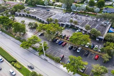 7132 W Mcnab Road Tamarac FL 33321