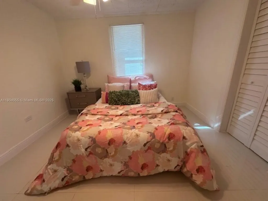 2898 NW 6th Court Fort Lauderdale FL 33311