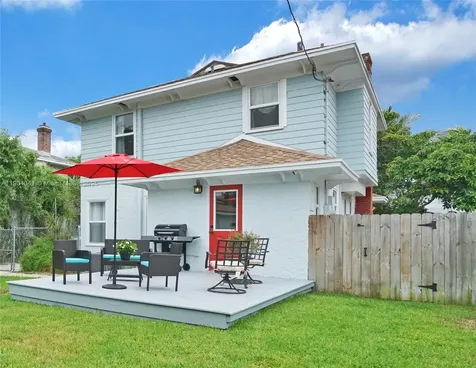 313 Monroe Drive West Palm Beach FL 33405