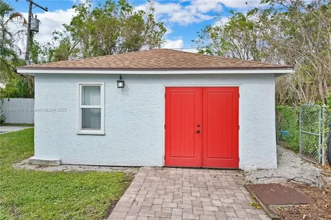 313 Monroe Drive West Palm Beach FL 33405