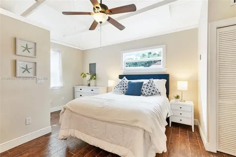 313 Monroe Drive West Palm Beach FL 33405