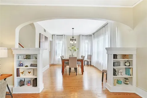 313 Monroe Drive West Palm Beach FL 33405