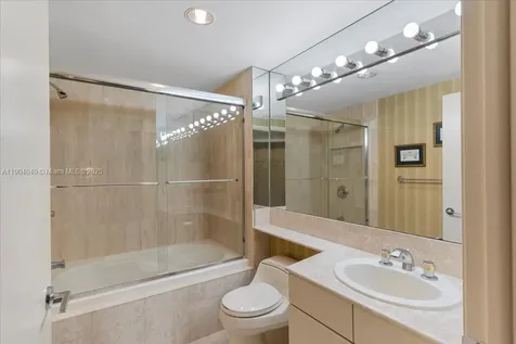 2000 Island Boulevard Aventura FL 33160