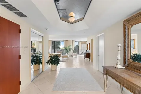 2000 Island Boulevard Aventura FL 33160