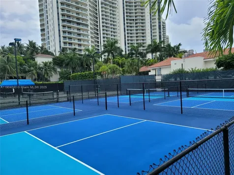 2000 Island Boulevard Aventura FL 33160