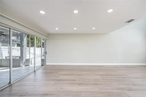 351 NE 211th Street Miami FL 33179