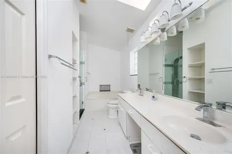 351 NE 211th Street Miami FL 33179