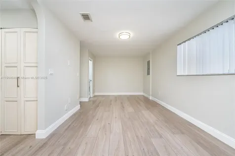 351 NE 211th Street Miami FL 33179