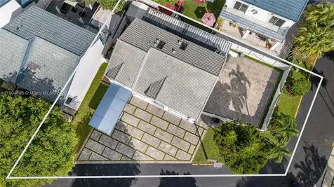351 NE 211th Street Miami FL 33179