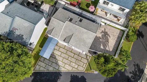 351 NE 211th Street Miami FL 33179