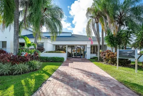 351 NE 211th Street Miami FL 33179