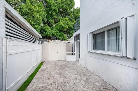 351 NE 211th Street Miami FL 33179