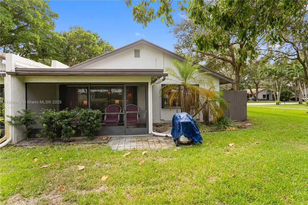 3753 N Arelia Drive N Delray Beach FL 33445