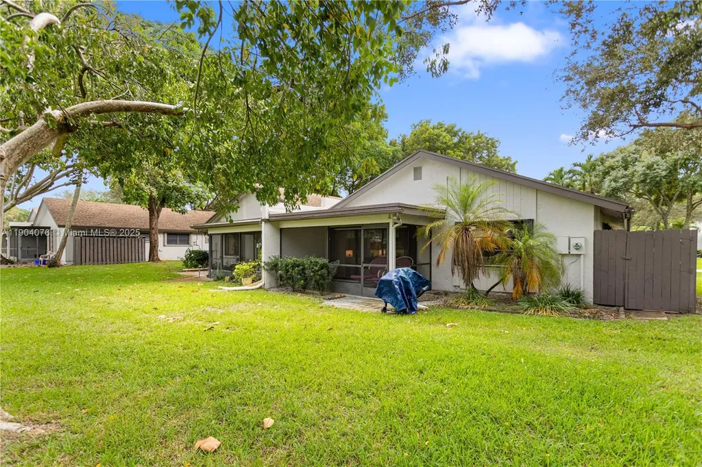 3753 N Arelia Drive N Delray Beach FL 33445