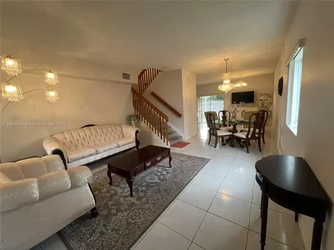 1387 SE 10th Street Homestead FL 33035