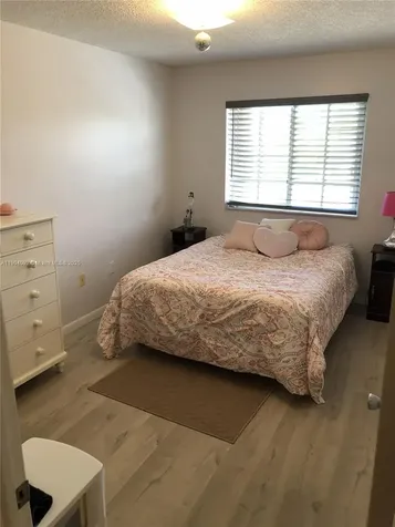 1387 SE 10th Street Homestead FL 33035