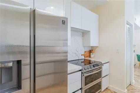 802 W Windward Way Lantana FL 33462