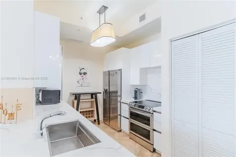 802 W Windward Way Lantana FL 33462