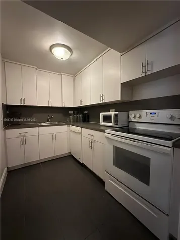 1720 NW N River Drive Miami FL 33125