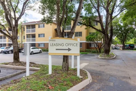 17200 NW 64th Avenue Miami Lakes FL 33015
