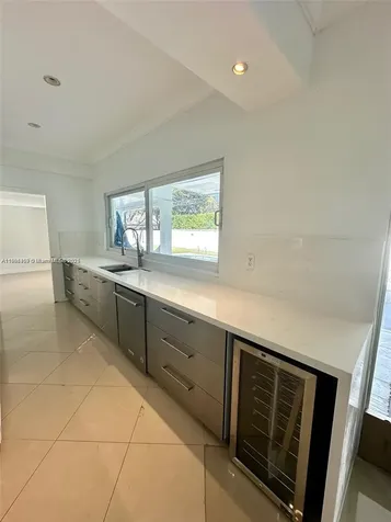8371 NW 166th Terrace Miami Lakes FL 33016