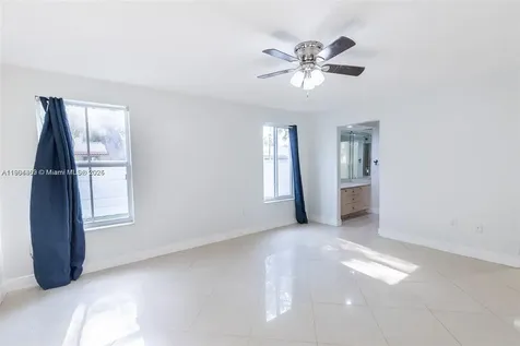 8371 NW 166th Terrace Miami Lakes FL 33016