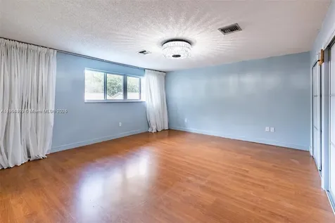 8371 NW 166th Terrace Miami Lakes FL 33016