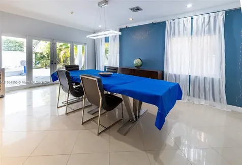 8371 NW 166th Terrace Miami Lakes FL 33016