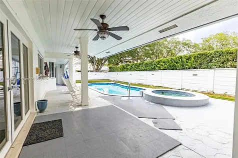 8371 NW 166th Terrace Miami Lakes FL 33016