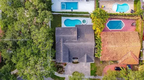 8371 NW 166th Terrace Miami Lakes FL 33016