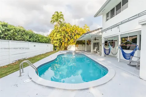 8371 NW 166th Terrace Miami Lakes FL 33016