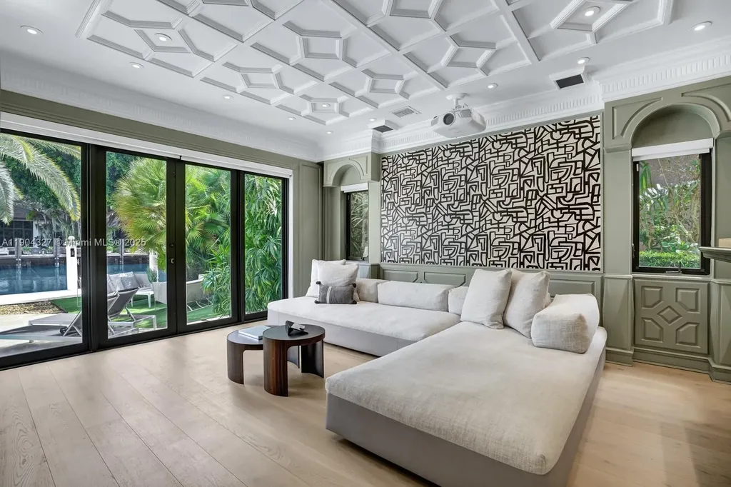 168 Fiesta Way Fort Lauderdale FL 33301