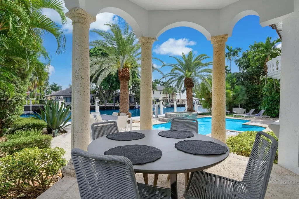 168 Fiesta Way Fort Lauderdale FL 33301