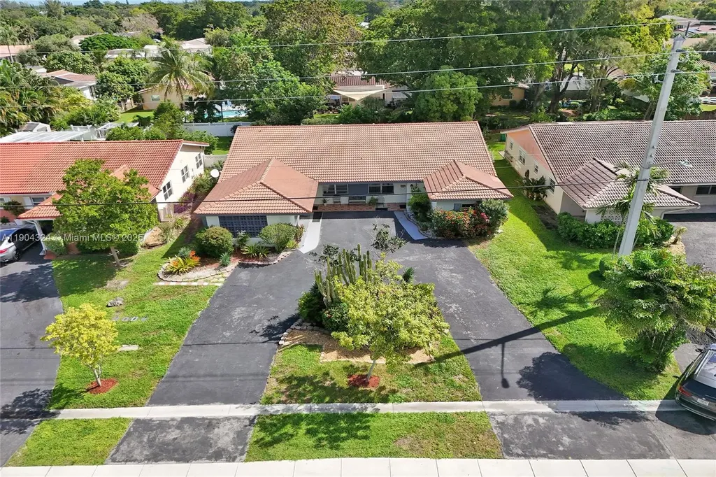 3941 NW 110th Avenue Coral Springs FL 33065