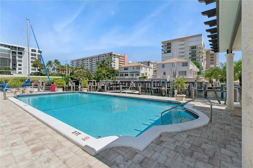1160 Hillsboro Mile Hillsboro Beach FL 33062