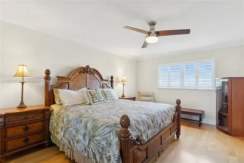 1160 Hillsboro Mile Hillsboro Beach FL 33062