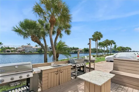 1160 Hillsboro Mile Hillsboro Beach FL 33062