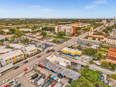 2112 NW 36th Street Miami FL 33142