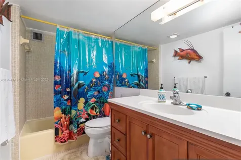 345 Ocean Drive Miami Beach FL 33139