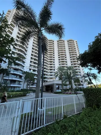 3300 NE 191st Street Aventura FL 33180