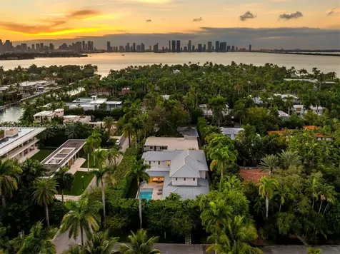 2500 Regatta Avenue Miami Beach FL 33140