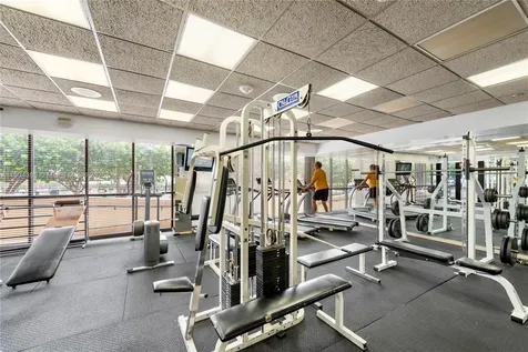2555 Collins Avenue Miami Beach FL 33140